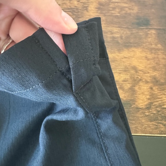 Under Armour “The Showdown Pant” - 32x30 - Picture 3 of 9